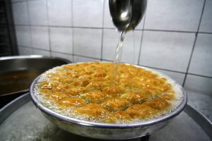 بقلاوة مدينة غازي عنتاب التركية العريقة ذات المذاق الرفيع 7