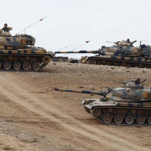 تركيا تعزز “الجيش الحر” بدبابات مطورة