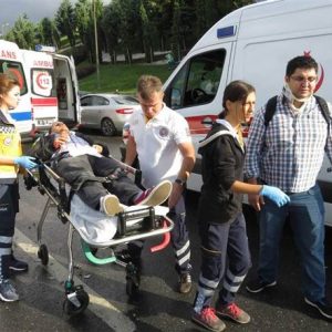 بالصور.. 10 جرحى في حادث مروع باسطنبول 6 بالصور.. 10 جرحى في حادث مروع باسطنبول 5