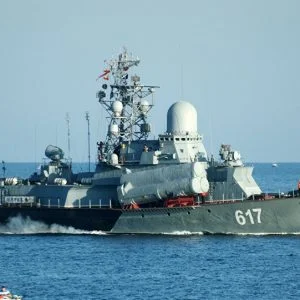 سفينتان صاروخيتان روسيتان تتوجهان إلى البحر المتوسط