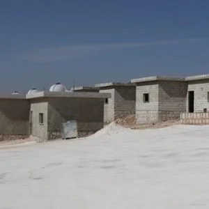 بتمويل قطري تركي.. قرية سورية جديدة على الحدود