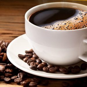 ما هو أصل القهوة وكيف وصلت الى العثمانيين ومن الذي نقلها الى أمريكا؟