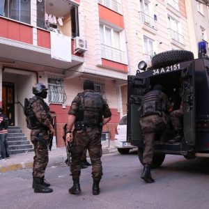 81 معتقلا من داعش بينهم 21 مسؤولا في عملية للامن التركي