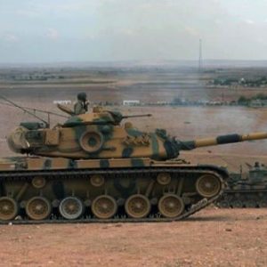 القوات التركية تقصف 99 هدفاً لـ”داعش”