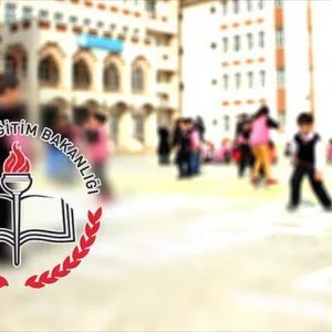 طلاب اللاجئين السوريين يتجاوزون 450 ألفاً في تركيا