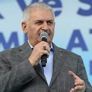 يلدريم يؤكد تصميم حكومته وضع دستور جديد يطبق النظام الرئاسي‎