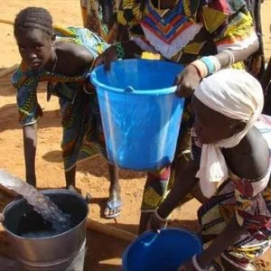 تركيا تدعم النيجر بمعدات حفر آبار