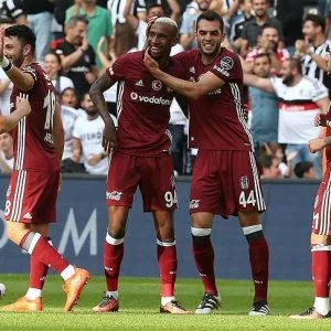 بشيكطاش يهزم باشاك شهير بهدفين وديًا