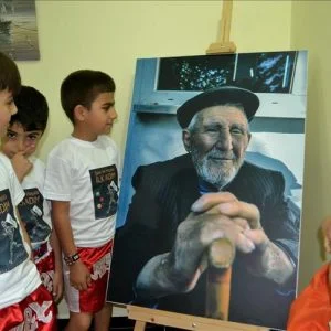 بين الأجداد والأحفاد.. منافسات وألعاب تحت رعاية بلدية اسطنبول