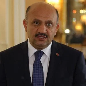 تركيا تشترط استبعاد المنظمات الإرهابية لدعم لعملية تحرير الرقة والموصل من “داعش”