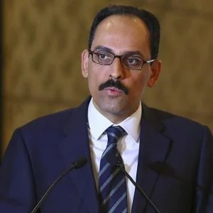 قالن: غياب سلطة الدول يُعزّز قوة المجموعات المتطرفة