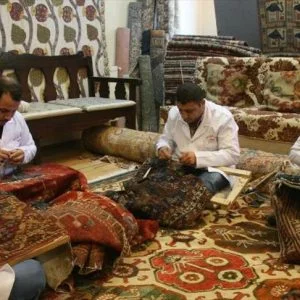 “أقسراي” التركية.. هنا تُرمّم سجاجيد القصور الشاهقة‎