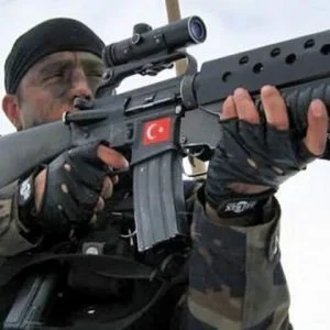 285 ألف تركي يقدمون طلبات للالتحاق بصفوف القوات الخاصة