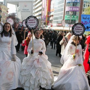 مشروع قانون حول اغتصاب القاصرات يثير الجدل في تركيا