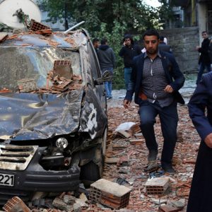 جرحى بتفجير استهدف مكاتب حكومية جنوب شرق تركيا