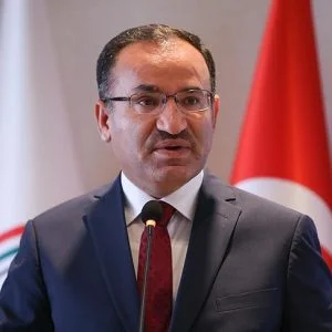 وزير العدل التركي: النواب الموقوفون لم يعترفوا بالقانون ولم يحترموه