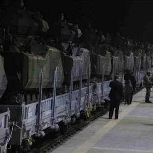 تركيا ترسل تعزيزات عسكرية إضافية للحدود العراقية