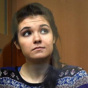 السجن لشابة روسية وقعت في “غرام داعشي”