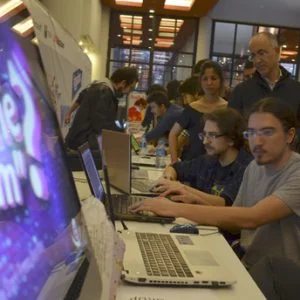 مركز تركي لتطوير تطبيقات ألعاب يصدر 100 لعبة خلال ستة أشهر