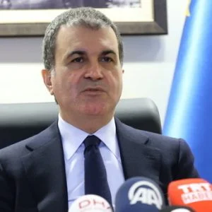 جليك: تركيا ليست معسكر اعتقال للاجئين