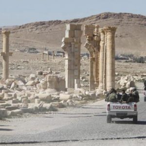 تركيا: النظام السوري تعمد ترك مضادات دروع وطيران لـ “داعش” في “تدمر”