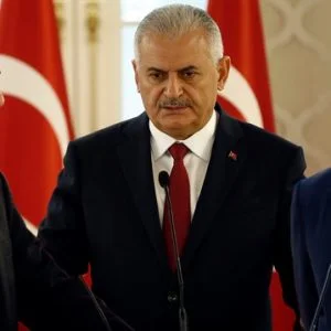 يلدريم يلتقي زعيمي المعارضة الأربعاء