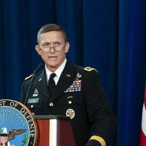 ماذا قال مستشار ترامب عن النبي محمد والقرآن؟