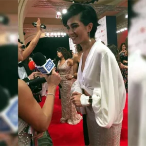 النجمة التركية “توبا” تشارك في افتتاح مهرجان دبي السينمائي