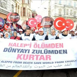 مسيرة في اسطنبول مناهضة للهجمات على حلب