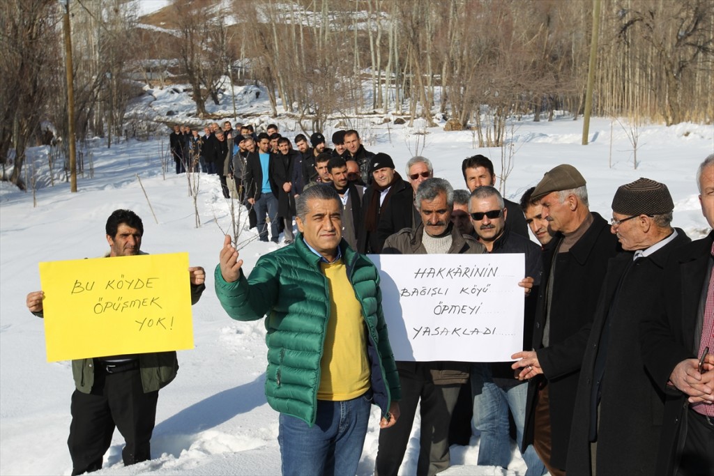 "لا تُقبِلني" .. أغنية تركية لمكافحة الأنفلونزا 3