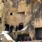 بالصور : مداخن الجنيات وجهة لمليون و نصف المليون سائح سنويا 7