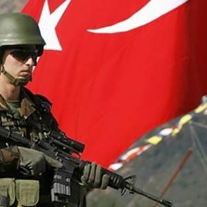 وزير الدفاع التركي: سنحل مع العراق مسألة “بعشيقة” بشكل ودي