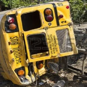 مقتل شخصين في قونية التركية بانقلاب حافلة مدرسية