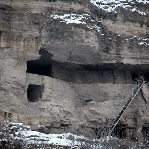 ولاية بولو التركية.. بيوت صخرية عمرها اكثر من 2200 عام تستعد لاستقبال السياح