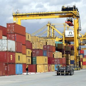 تركيا.. انخفاض قيمة الصادرات بالتزامن مع تراجع العجز في التجارة الخارجية