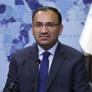 وزير العدل التركي: جميع المعطيات تشير إلى صلة داعش بهجوم رأس السنة