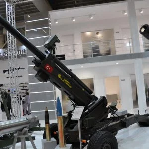 تركيا تصنّع مدفعًا يطلق “6 قذائف بالدقيقة”