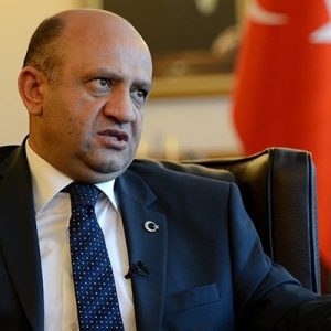 وزير الدفاع التركي : الناتو لم يلتزم بتعهداته تجاه تركيا، وعلاقاتنا تتطور مع روسيا