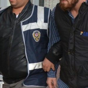 السلطات التركية توقف 9 أشخاص للاشتباه بانتمائهم لمنظمة إرهابية