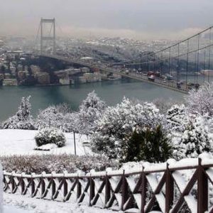 شاهد بالصور العاصفة الثلجية في اسطنبول 9