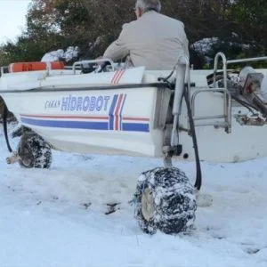 قارب برمائي ثلجي في تركيا