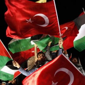 فلسطينيو تركيا: لنا الحق في مقاومة الاحتلال الاسرائيلي