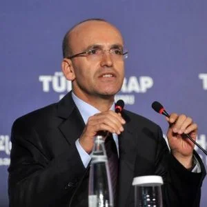 تركيا تتوقع انتعاشاً اقتصادياً في أعقاب الاستفتاء الشعبي