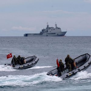الأسطول التركي يجري مناورات مشتركة مع الناتو في البحر الأسود