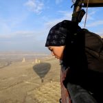 بقيادة "الجنس اللطيف".. المناطيد تزهو في أجواء "كابادوكيا" التركية 6 بقيادة "الجنس اللطيف".. المناطيد تزهو في أجواء "كابادوكيا" التركية 5