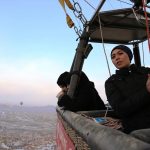 بقيادة "الجنس اللطيف".. المناطيد تزهو في أجواء "كابادوكيا" التركية 4 بقيادة "الجنس اللطيف".. المناطيد تزهو في أجواء "كابادوكيا" التركية 3