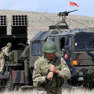 صحيفة تركية: انقرة تنشئ قاعدة عسكرية في مدينة الباب