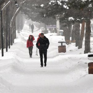 مدينة تركية تنفق 14 مليون ليرة في أعمال مكافحة الثلوج