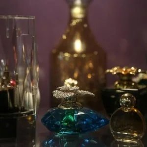 ازدياد الطلب البريطاني على العطور ومستحضرات التجميل التركية