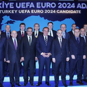 تركيا تعلن ترشحها لاستضافة بطولة الأمم الأوروبية لكرة القدم عام 2024